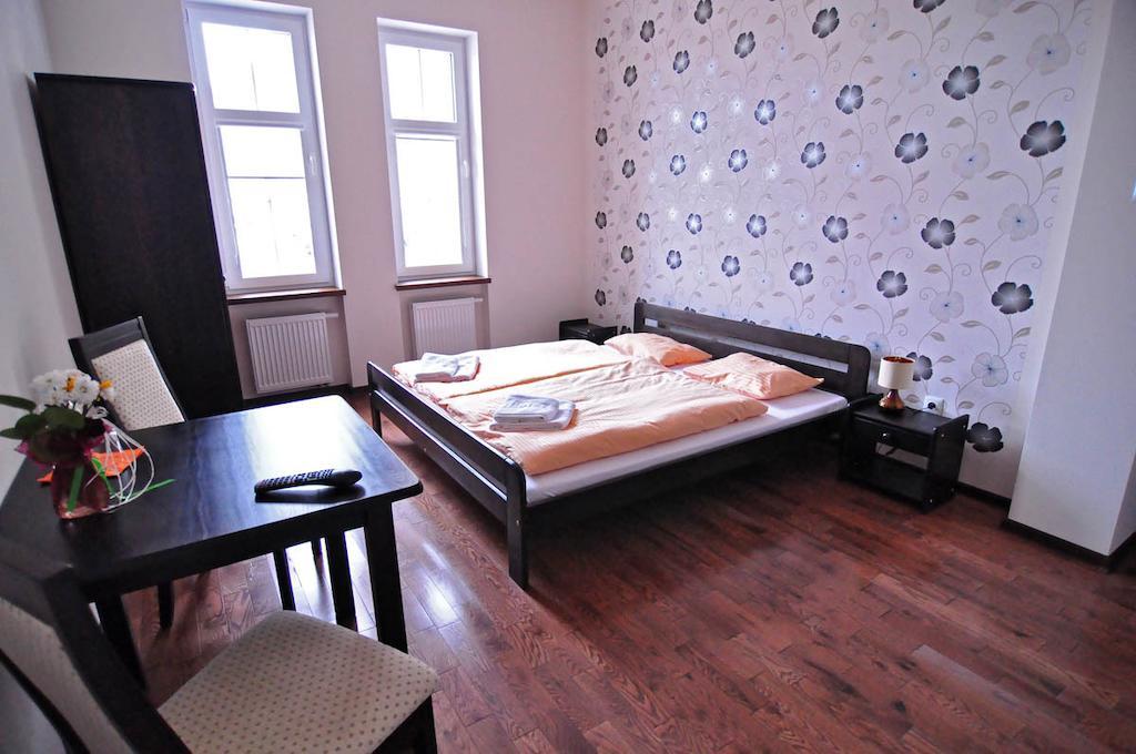 Hotelik Hermes Pieniezno Quarto foto